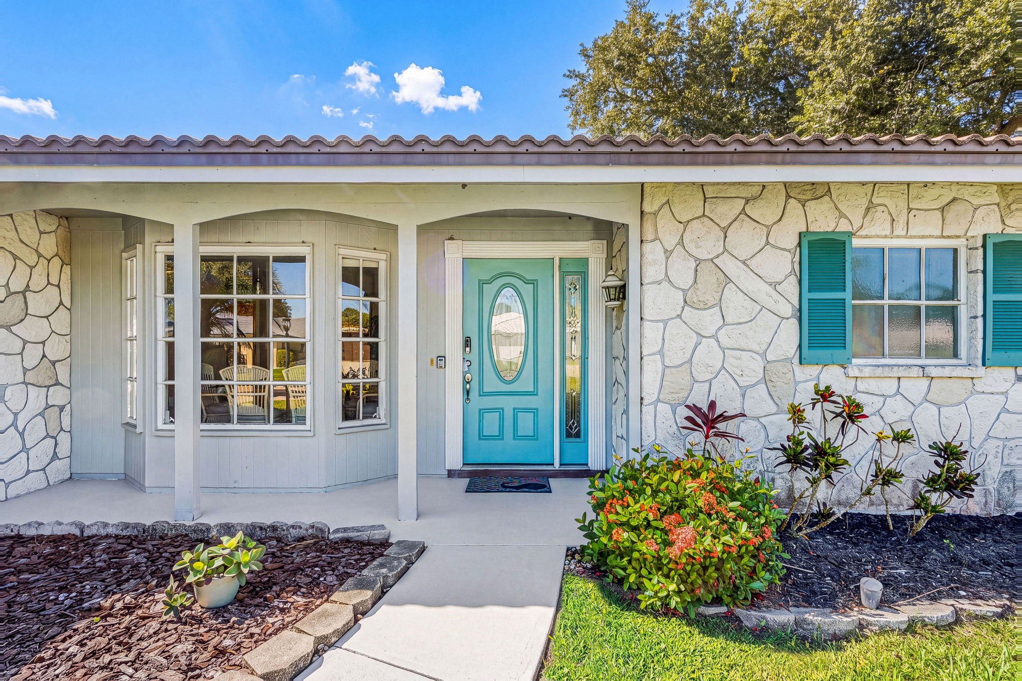 Welcoming front entry